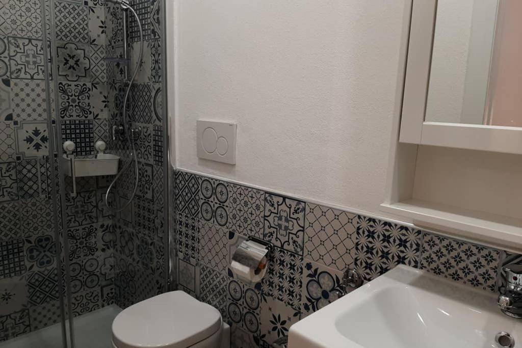 Casetta Alu' - Il Tuo Nido A Stampace Cagliari Exteriör bild